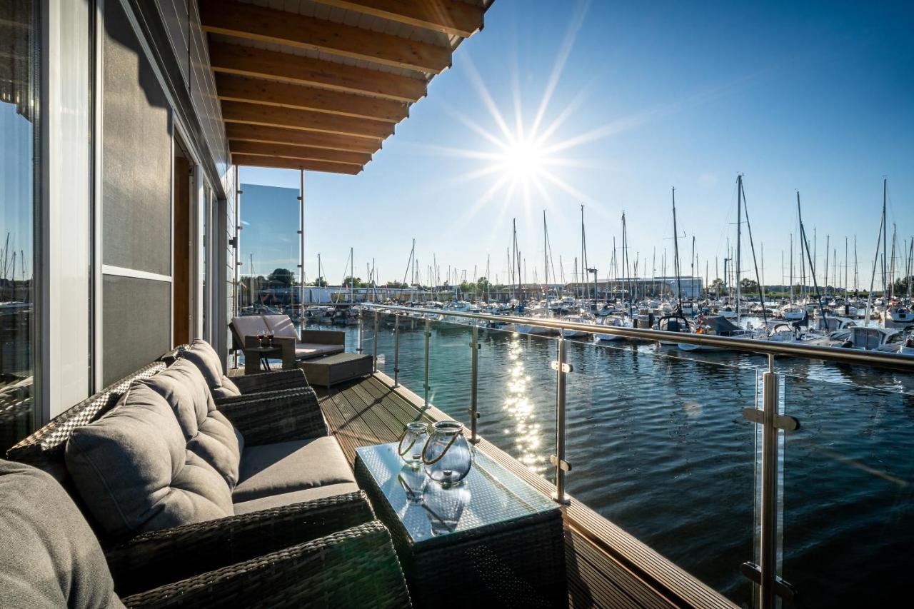 Schwimmende Haeuser Im Baltic Sea 5*