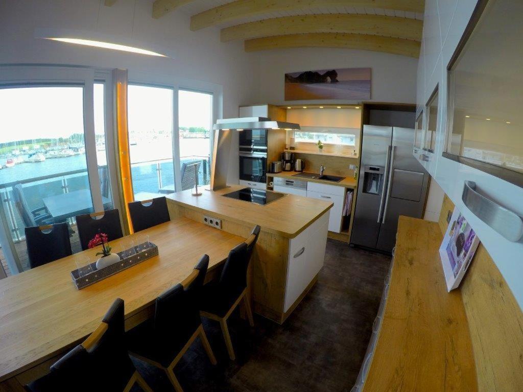 Schwimmende Haeuser Im Baltic Sea 5*