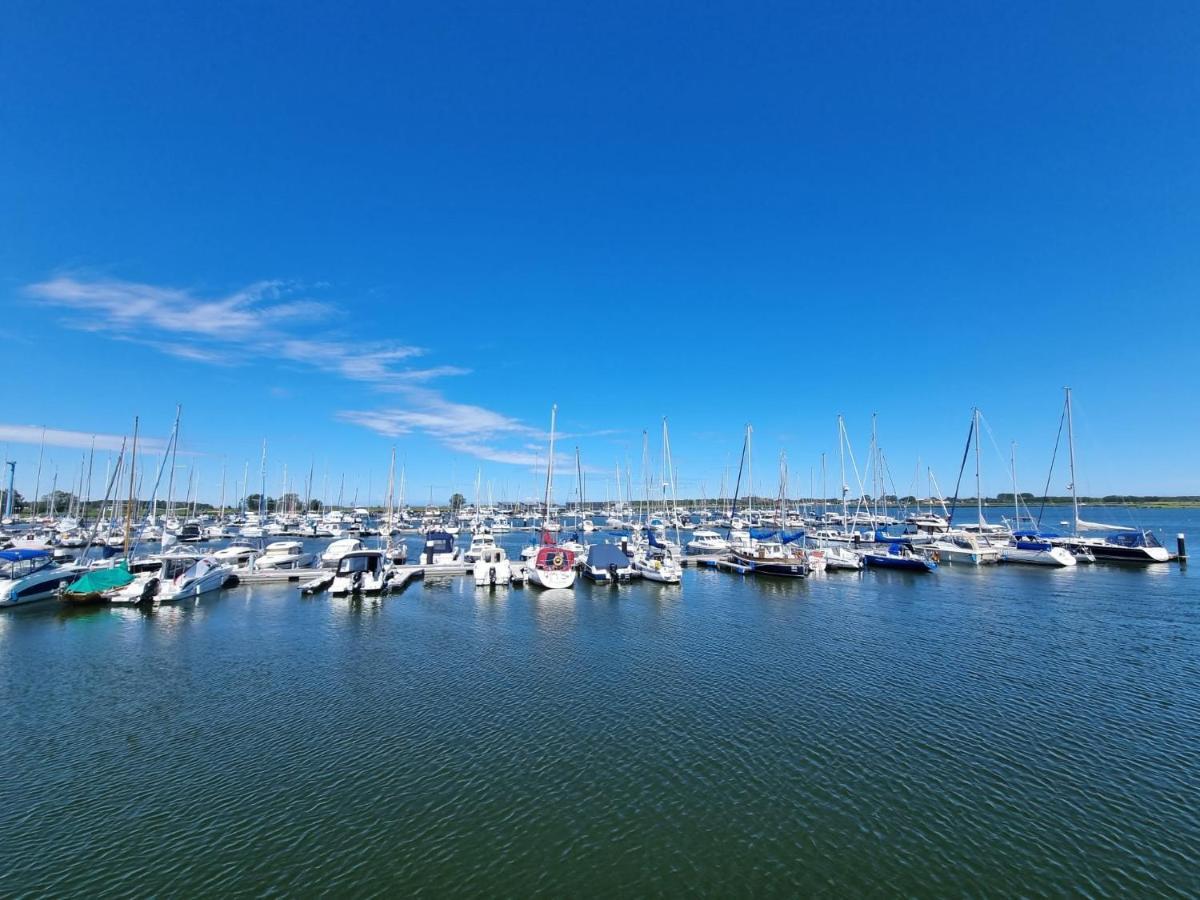 Feriested Schwimmende Haeuser Im Baltic Sea Kröslin