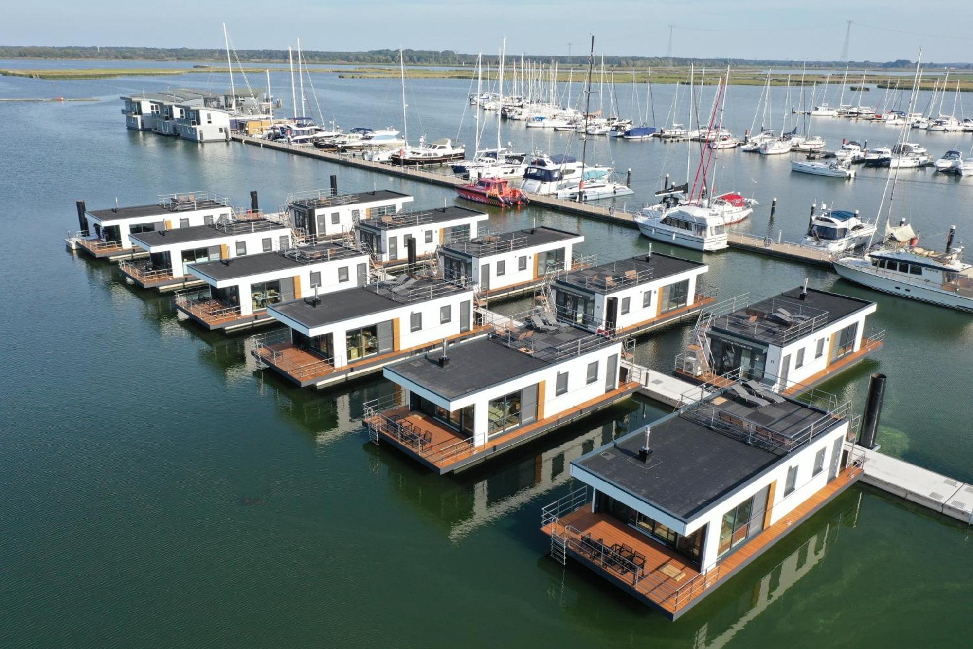 Schwimmende Häuser Im Baltic Sea