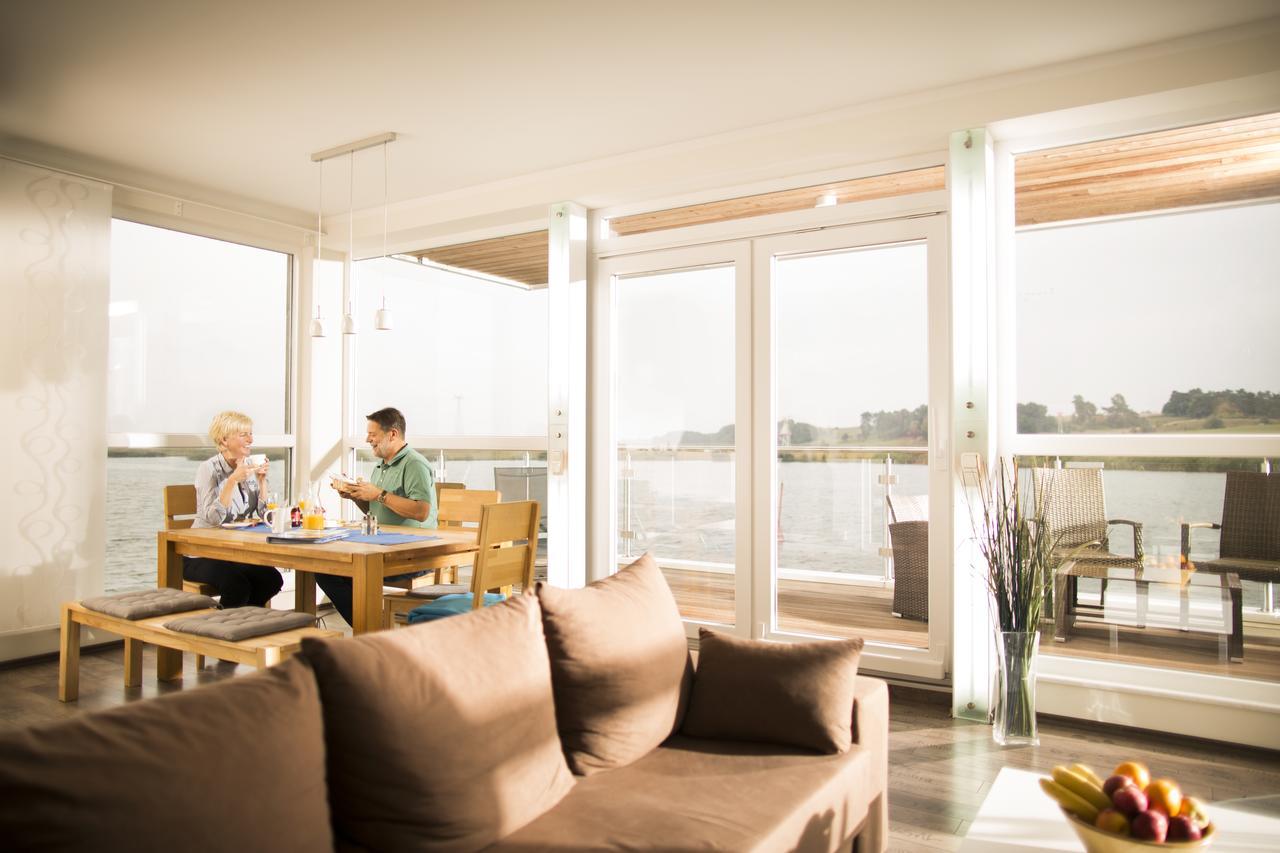 Schwimmende Haeuser Im Baltic Sea 5*